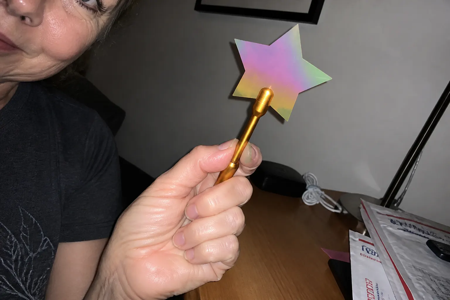 Gradient wand resting on a desk