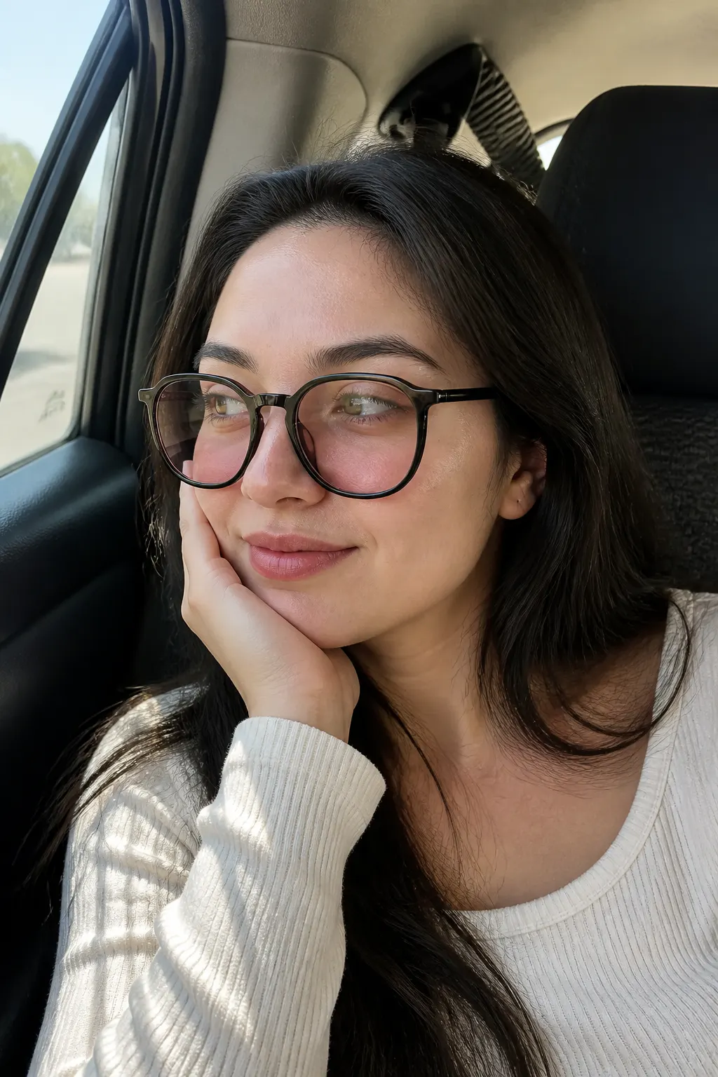 Woman wearing oversized square gradient-pink Ventra sunglasses