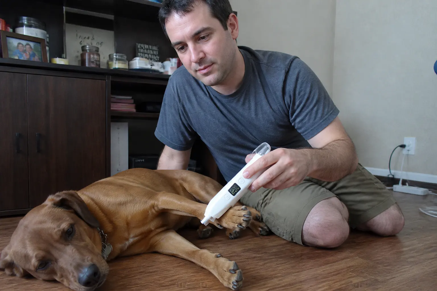 Marcus T.'s pet using the trimmer