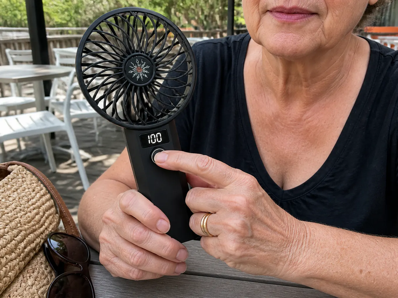 Sofia G. photo of the JetBreeze fan