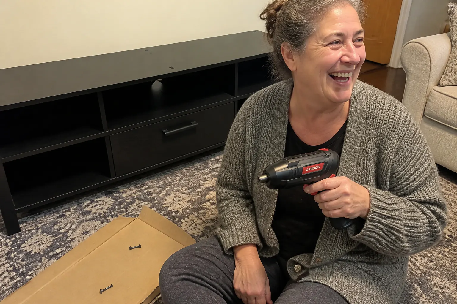 Nadia F. - Ventra screwdriver in use