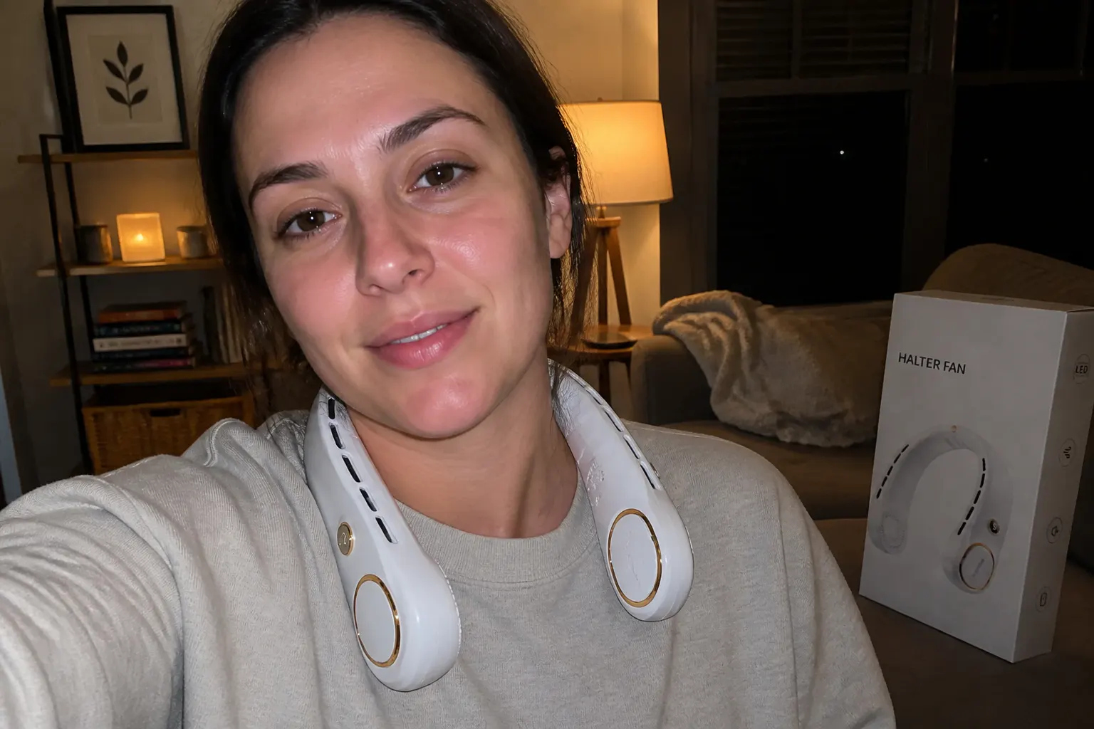 Customer wearing the neck fan